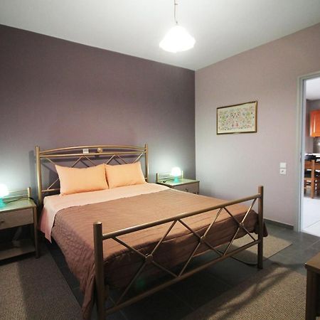 Aggelo 4 Bedroom Apartment Nafplio Bagian luar foto