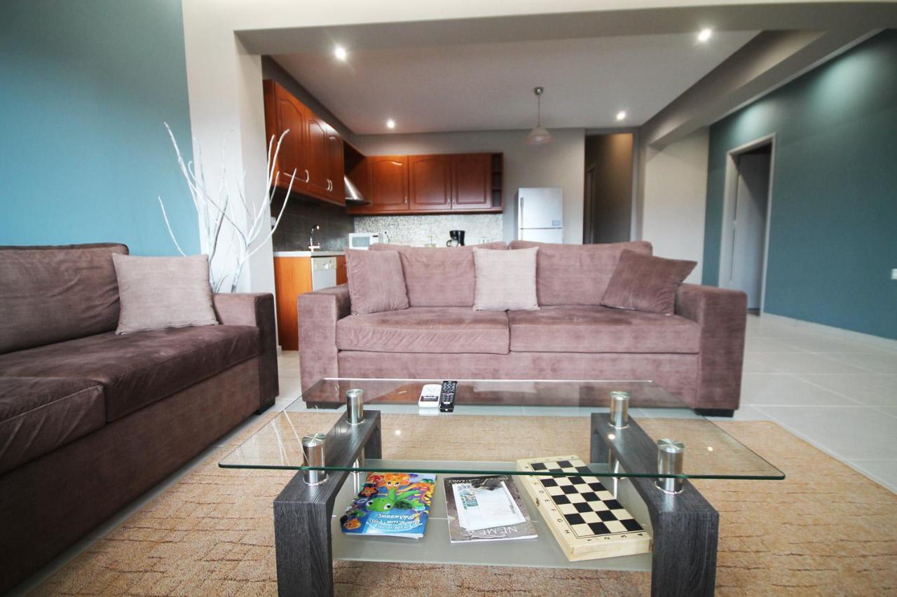 Aggelo 4 Bedroom Apartment Nafplio Bagian luar foto