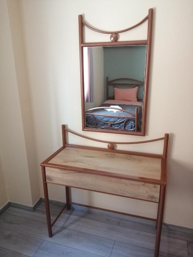Aggelo 4 Bedroom Apartment Nafplio Bagian luar foto