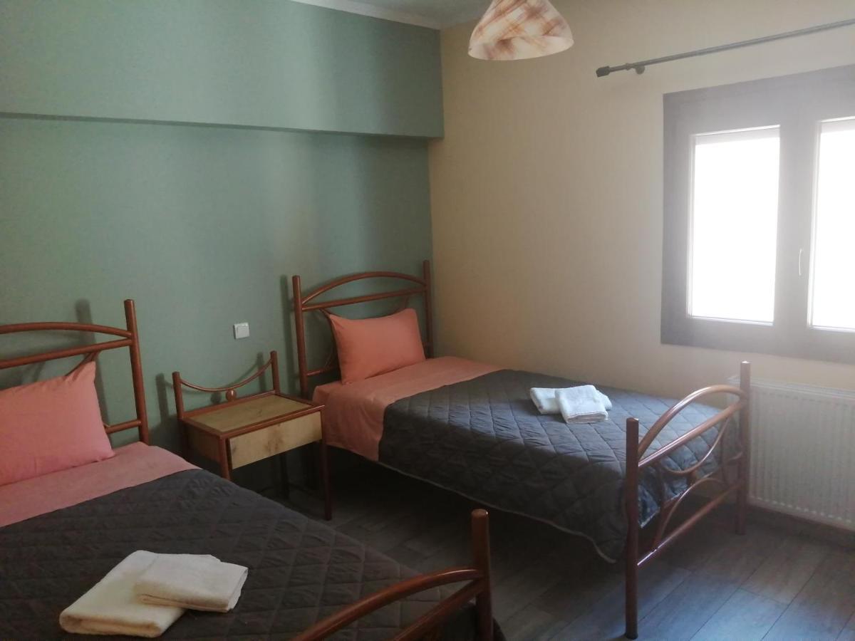 Aggelo 4 Bedroom Apartment Nafplio Bagian luar foto